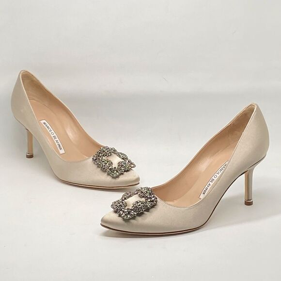 Manolo Blahnik Hangisi 70 Embellished Satin Pumps size 37 - Picture 10 of 13